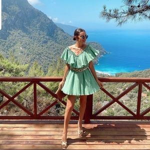 Zara Voluminous Pleats Soft Green Mini Dress